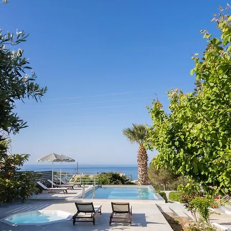 Queen'S Gem Luxury Villa - Heated Jacuzzi & Pool Chersonissos Buitenkant foto