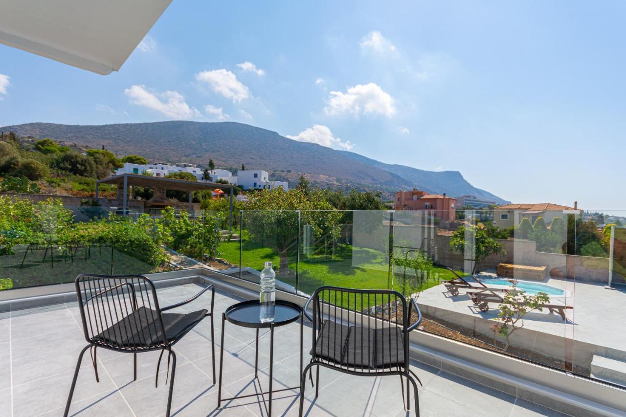 Queen's Gem Luxury - Heated Jacuzzi & Pool Villa *