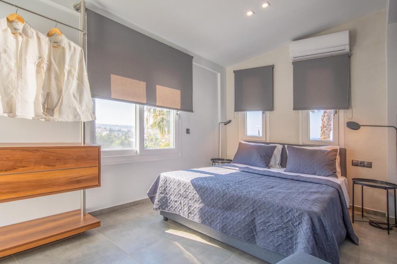 Queen's Gem Luxury - Heated Jacuzzi & Pool Villa *