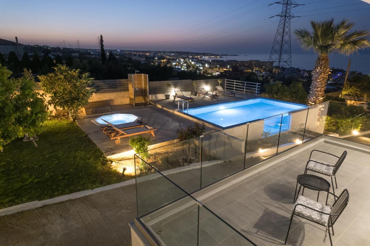 Villa Queen's Gem Luxury - Heated Jacuzzi & Pool