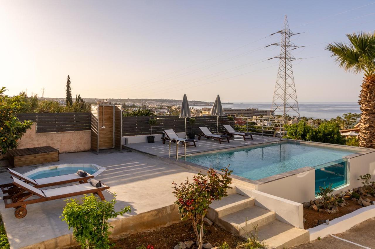 Queen's Gem Luxury - Heated Jacuzzi & Pool Villa Hersonissos (Crete)