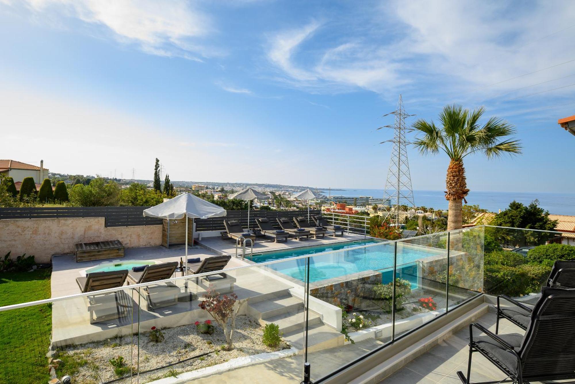 Villa Queen's Gem Luxury - Heated Jacuzzi & Pool Hersonissos (Crete)