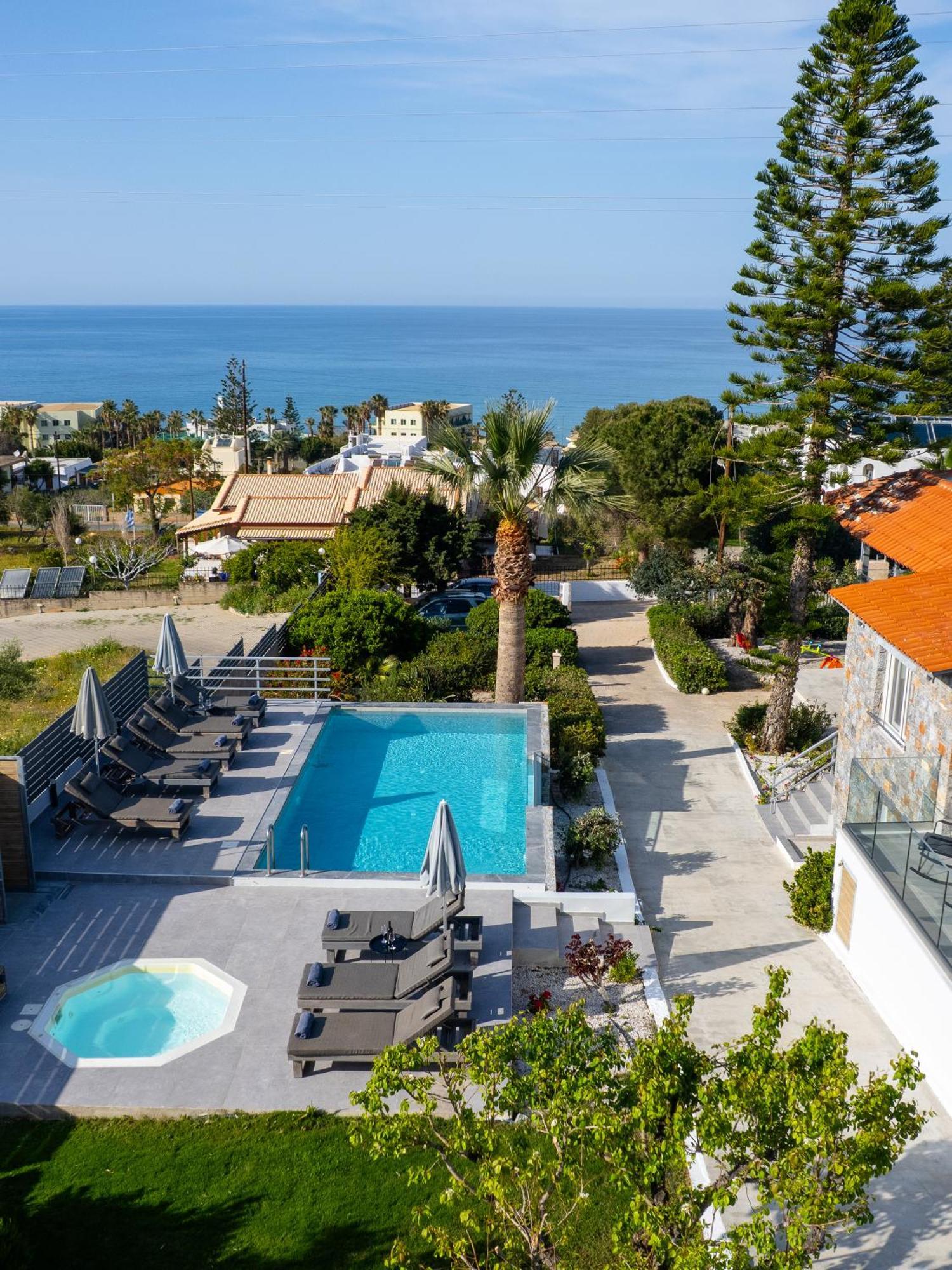 Villa Queen's Gem Luxury - Heated Jacuzzi & Pool *