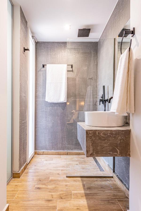 Queen's Gem Luxury - Heated Jacuzzi & Pool 別墅