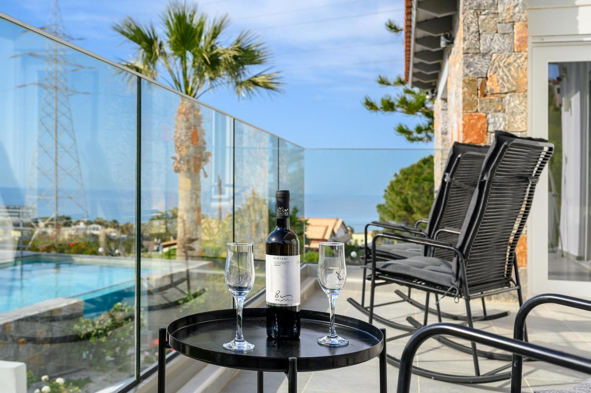 Queen's Gem Luxury - Heated Jacuzzi & Pool * Hersonissos (Crete)