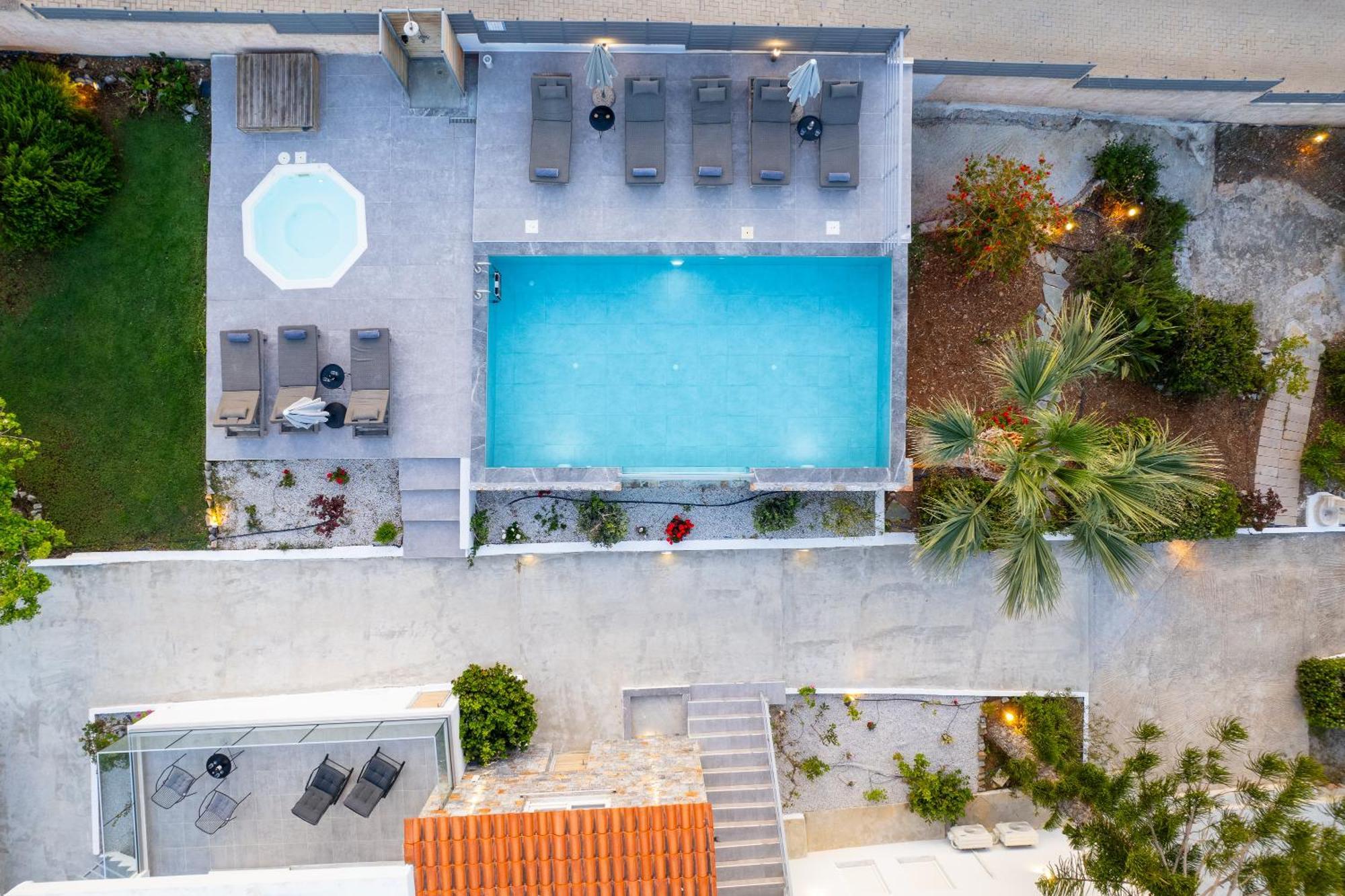 Queen's Gem Luxury - Heated Jacuzzi & Pool * Hersonissos (Crete)